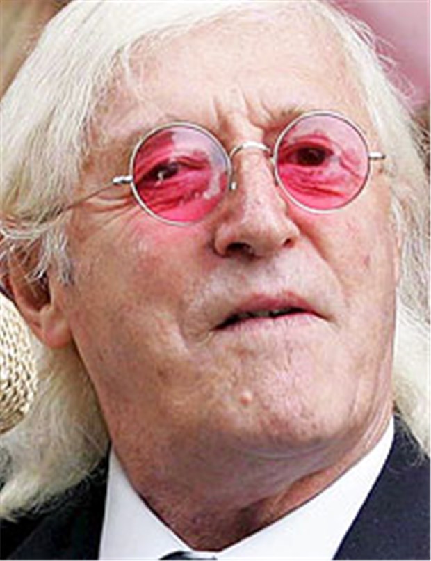 TV-Star soll Klinikpatienten missbraucht haben Jimmy Savile moderierte die TV-Show "Top of the Pops".