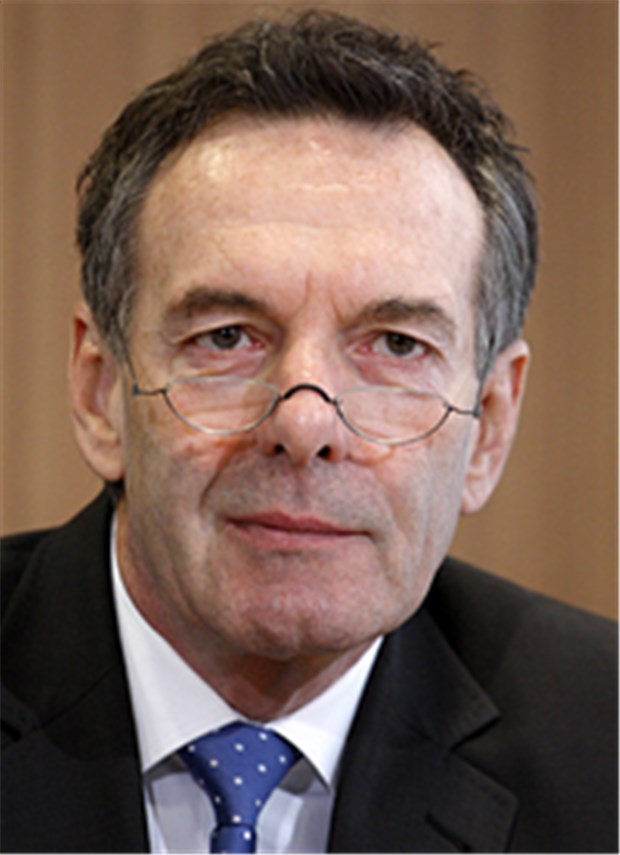 Medizintechnik auf Erfolgskurs schürt Angst Joachim M. Schmitt BVMed-Geschäftsführer
