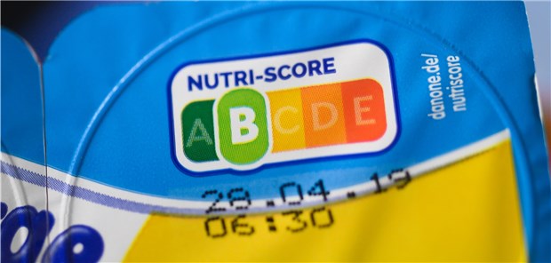 Klöckner bringt Verordnung für Nutri-Score auf den Weg Joghurt mit der Ampel: Die Bundesbürger haben sich in einer Umfrage des Ernährungsministeriums für den Nutri-Score entschieden.