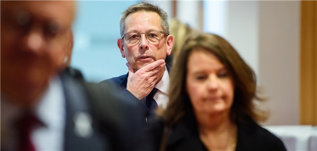 Pakt gegen Kindesmissbrauch gefordert Johannes-Wilhelm Rörig, Unabhängiger Beauftragter der Bundesregierung für Fragen des sexuellen Kindesmissbrauchs, fordert mehr Engagement im Kampf gegen sexuelle Gewalt gegen Kinder.