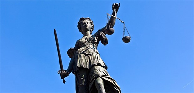 Justitia hat gesprochen: Isentress® erhält eine Zwangslizenz.