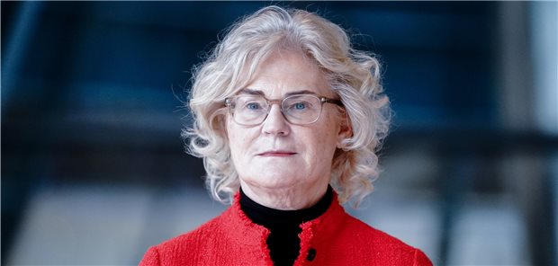 Justizministerin will COVID-19-Restriktionen für Geimpfte ohne Ansteckungsrisiko aufheben Justizministerin Christine Lambrecht möchte mehr Freiheiten für gegen COVID-19 Geimpfte.