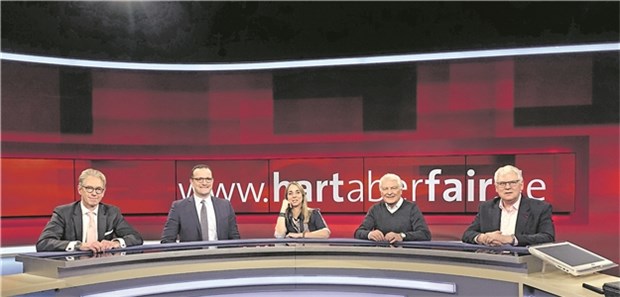Von Attacke bei Spahn keine Spur KBV-Chef Dr. Andreas Gassen, Gesundheitsminister Jens Spahn, Journalistin Anette Dowideit, Professor Gerd Glaeske und Internist Dr. Christoph Lanzendörfer am Montag in der ARD-Talkshow ‚Hart aber fair‘ (v.l.).