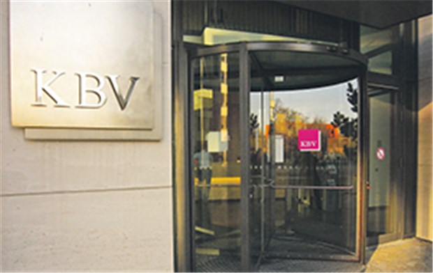 KBV-Chefs Köhler und Müller kandidieren erneut KBV in Berlin: Köhler und Müller treten erneut an.