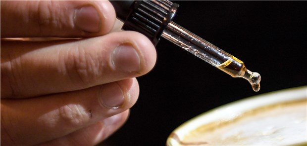Was steckt hinter Cannabidiol-Produkten? Kaffee mit Cannabidiol versetzt soll ausgleichend wirken.