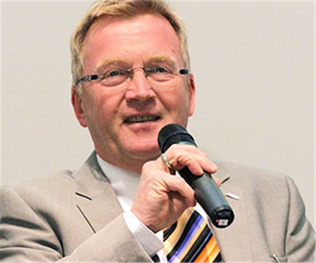 Monster oder Zukunftsmodell? Kammer ist Schlüssel für Ausgestaltung des Berufsfeldes Pflege: Andreas Westerfellhaus vom Deutschen Pflegerat.