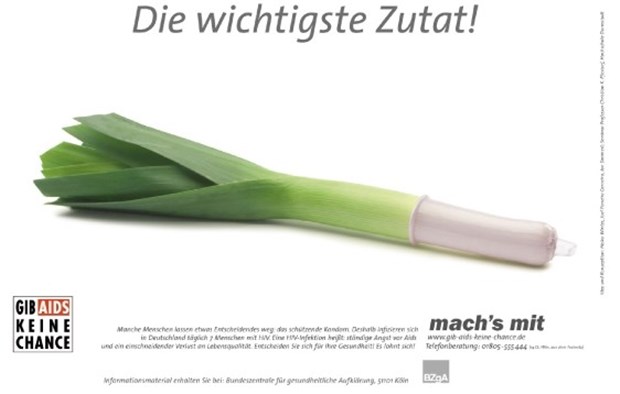 Kritik am Schweizer Okay zu Kondomverzicht bei HIV Kampagne "mach‘s mit" in Deutschland: Hier wird weiterhin für die generelle Verwendung von Kondomen zur Prävention von HIV-Infektionen plädiert.