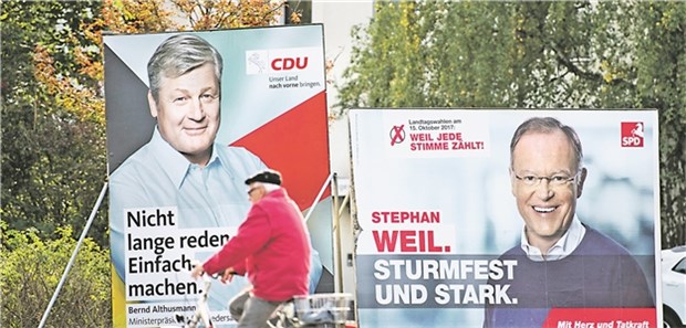 Gesundheit wirklich nur ein Beiboot? Kampf um den Ministerpräsidentenposten: Wahlplakate von CDU und SPD in Hannover.