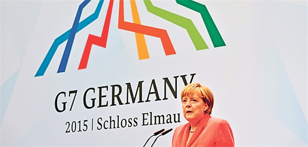 Weltweite Verschreibungspflicht für Antibiotika Kanzlerin Angela Merkel auf der G7-Abschlusspressekonferenz.