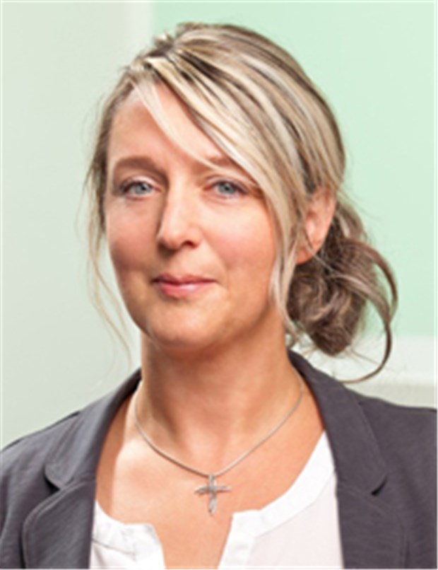 Jedem Patienten das richtige Bett Karina Ellermann, Case-Managerin an der Helios Klinik Schloss Pulsnitz.