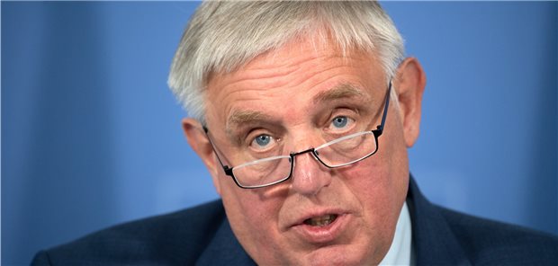 Ausbildung in Gesundheitsberufen trotz Corona-Krise teilweise fortsetzen Karl-Josef Laumann stellte am Freitag Lage und Maßnahmen der Landesregierung zur Corona-Pandemie vor.