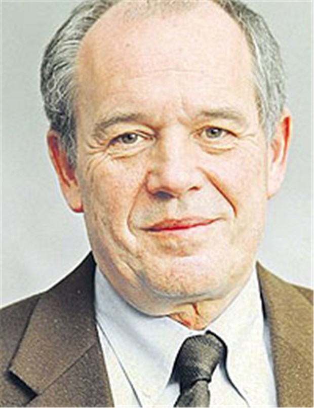 Mehr Frauen zum Mamma-Screening bewegen Kassen können ihre Versicherten direkt ansprechen: Dr. Wolfgang Aubke.