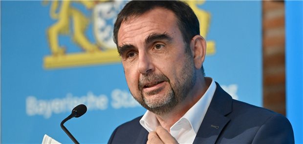 Corona-Impfpflicht: Dieses Junktim aus Bayern überzeugt nicht Kaum eine Woche vergeht, in der Klaus Holetschek nicht mit einer neuen Forderung zur Corona-Impfpflicht hausieren geht.