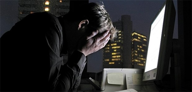 Wenn die Arbeit in den Selbstmord treibt Kein Ausweg mehr? In den USA gab es in letzter Zeit immer wieder Suizide in der Finanzbranche.