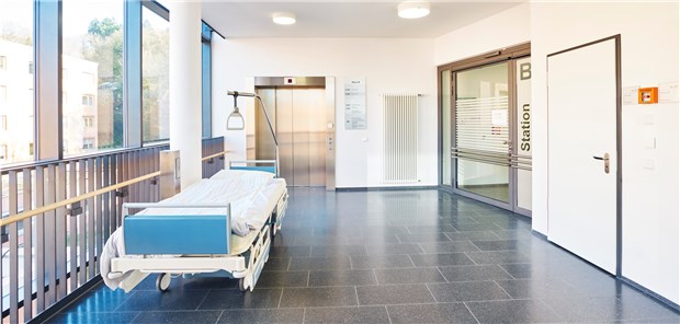 Pflegemindestlohn ist „wichtiges Zeichen der Wertschätzung“ Kein Personal weit und breit. Ist der Mindestlohn eine Lösung?