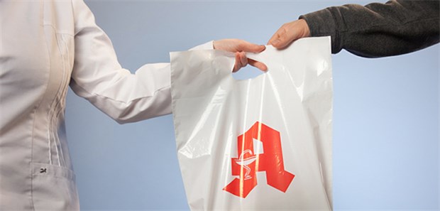 Kein Rezept nötig: Ärzte sind uneins, ob mehr Medikamente frei zugänglich sein sollten.