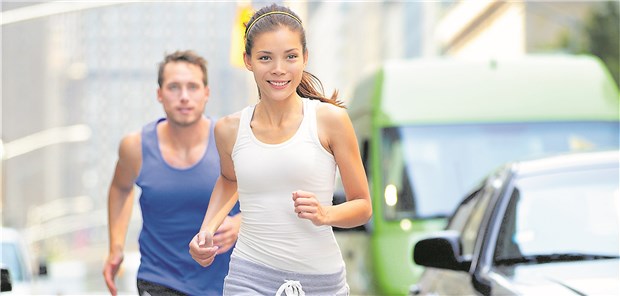 Outdoor-Sport hilft auch bei schlechter Luft Kein Sport ist auch keine Alternative: Selbst in Städten mit hoher Luftverschmutzung ist Draußen-Sport besser, als gar nichts zu tun.