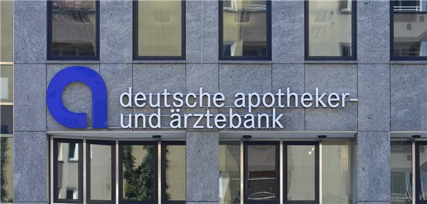 apoBank streicht Negativzinsen Kein Strafgebühren mehr für Bankguthaben: apoBank.