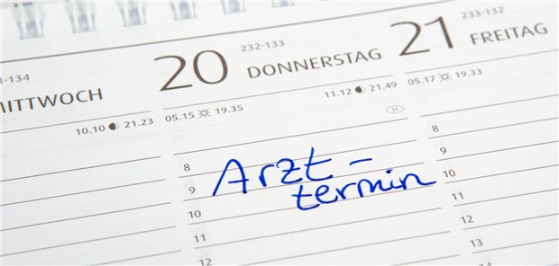Terminvergabe: Auch Niedersachsen für Ende der Ungleichbehandlung beim Arzt Kalender mit einem Arzttermin