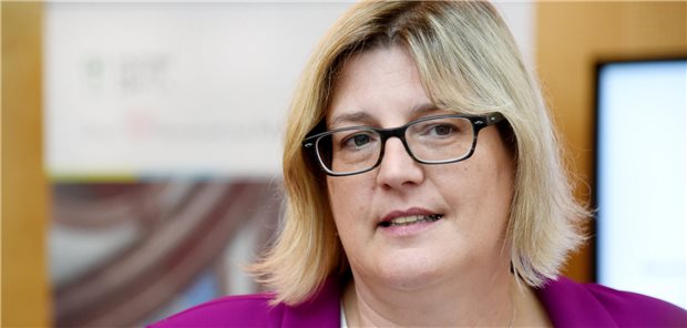Bild einer Frau mit Brille