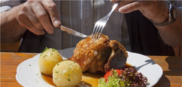 Megastudie stellt Empfehlungen zur Ernährung auf den Kopf Keine Lust auf fettarme Diät? Das ist einer Studie zufolge vielleicht auch gar nicht nötig.