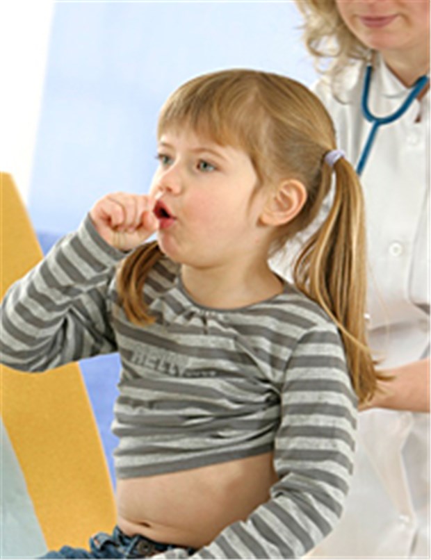 Schützt der Pikser nicht gut genug? Keuchhusten-Symptome sollten auch bei geimpften Kindern ernst genommen werden.
