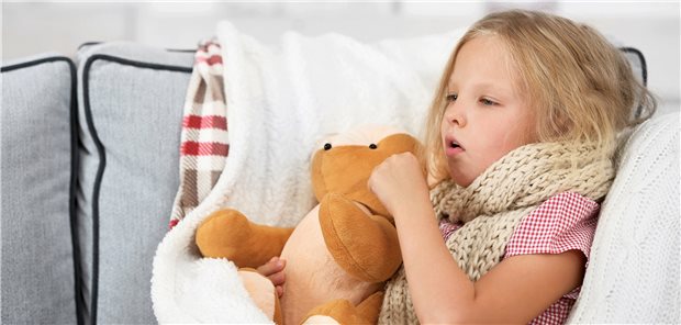 Schwere Atemwegsinfekte bei Kindern nehmen auffällig zu Kind mit Atemwegsinfekt: Die Anzahl der Krankenhauseinweisungen wegen schwerer Infekte ist in diesem Herbst bereits sehr früh gestiegen.