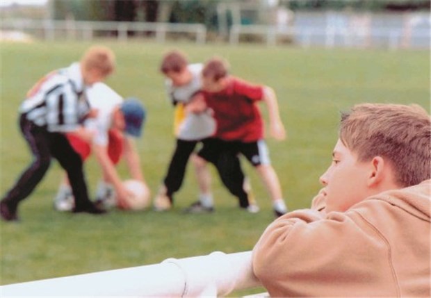 Psychische Störungen zählen zu den häufigsten Krankheiten bei Kindern Kinder mit psychischen Störungen ecken oft an und werden daher häufig von Gleichaltrigen ausgeschlossen.