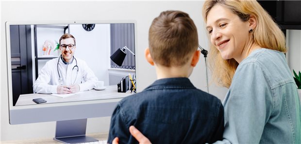 Kinderkrankschreibung: Bei der Videosprechstunde gibt es die Ausnahme, dass hier auch für unbekannte Patienten eine AU via Fernbehandlung für maximal drei Tage ausgestellt werden darf.