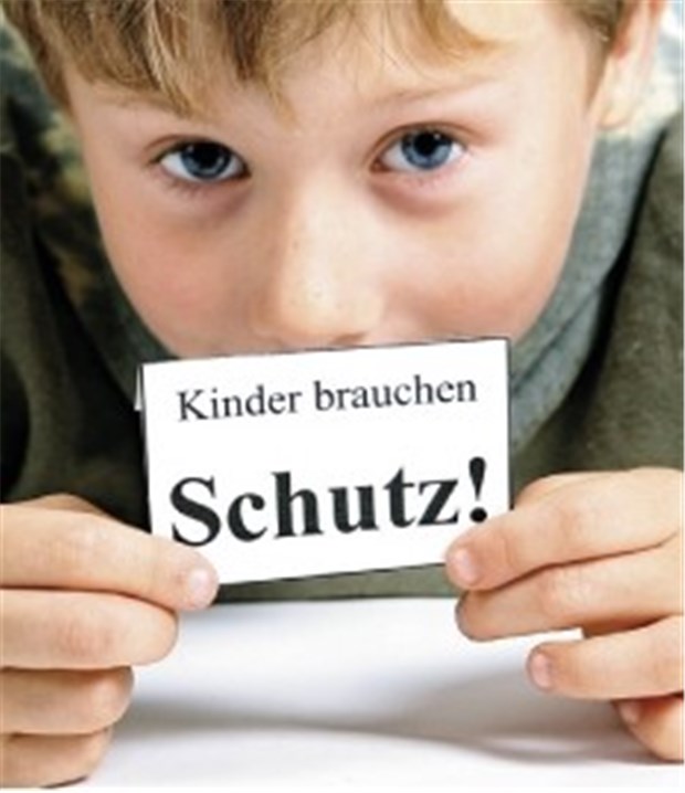 Kinderschutzgesetz schürt neuen Streit in der Koalition Kinderschutz per Gesetz kommt später.