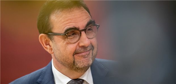 Holetschek fordert Revolution in der Pflege Klaus Holetschek ist noch nicht glücklich mit den bisher vorgelegten Plänen zur Krankenhausreform. Zu wenig Pflege, meint er.