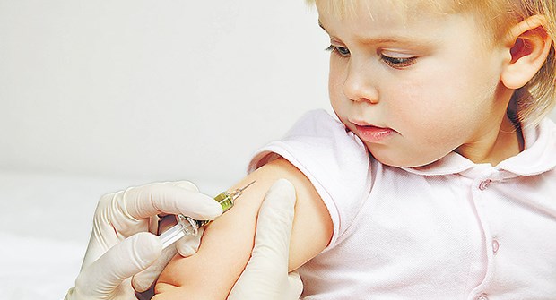 Pädiater raten jetzt zum Grippeschutz für alle Kinder Kleine Kinder brauchen zwei Grippe-Impfungen.