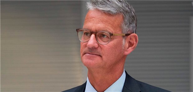 Kliniken fordern neue Erfassung der Corona-Hospitalisierungsrate Kliniken haben keine Möglichkeit, die Daten zu Coronapatientenonline zu melden, kritisiert DKG-Vorstandschef Dr. Gerald Gaß.