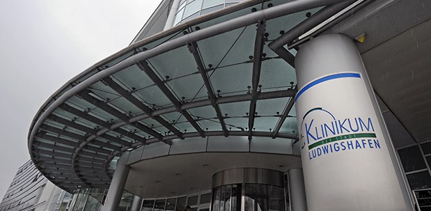 Ehemaligem Chefarzt droht Bußgeld von bis zu 100.000 Euro Klinikum Ludwigshafen: Der Fall Boldt wird immer noch untersucht, doch das Ausmaß der Affäre ist schon jetzt größer als zuvor gedacht.