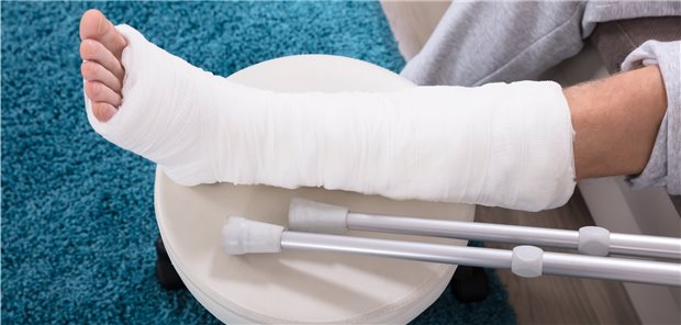 Knochenbruch: Typ-1-Diabetes gilt als mäßiger bis schwerer Risikofaktor für Frakturen.