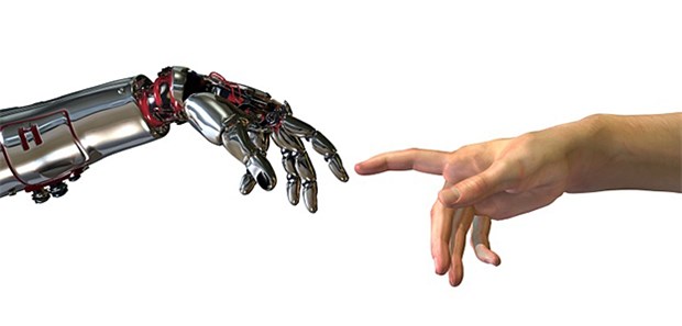 Mediziner vom Roboter nicht leicht ersetzbar Kollege Roboter: Der Anteil von sozialversicherungspflichtigen Beschäftigten, die in einem Beruf mit hoher Substituierbarkeit arbeiten, ist von 15 % im Jahr 2013 auf 25 % im Jahr 2016 gestiegen.