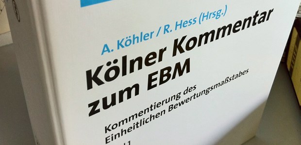 Droht den Hausärzten die Spaltung? Kommentar zum EBM: Bald kräftig überarbeitungsbedürftig?