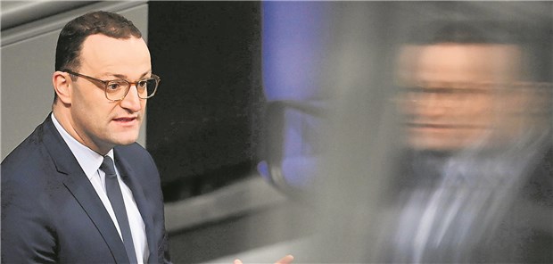 Ring frei für Spahns Großreform „Konkrete und im Alltag spürbare Verbesserungen“ stellt Bundesgesundheitsminister Jens Spahn (CDU) mit dem TSVG in Aussicht.
