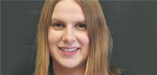 Dr. Lena-Luise Becker erhält Auszeichnung für Arbeit zur Kohlmeier-Degos Krankheit Konnte den mit 5.000 Euro dotierten Dr. Holger Müller Preis entgegen nehmen: Dr. Lena-Luise Becker.