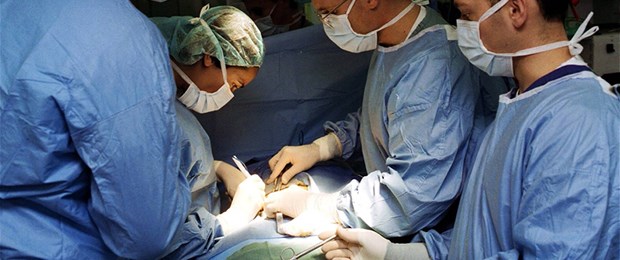 Appendizitis: Medikamente statt Messer? Konservativ: Op bei Appendizitis.