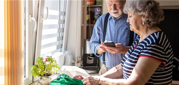 Kontrolle der Lebensmittelkäufe für eine gesunde Kost.