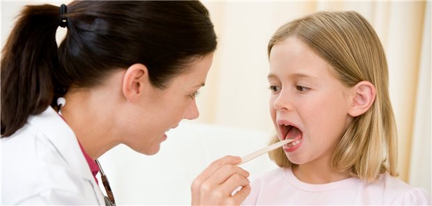 Kontrolle der Tonsillen: Darf nach einer Gaumenmandelentfernung Ibuprofen eingesetzt werden?