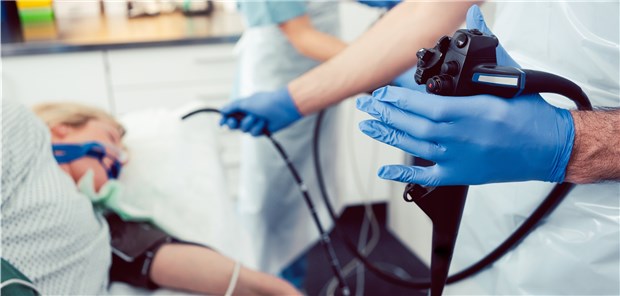 Kontrollendoskopie nach ablativer Therapie bei Barrett-Ösophagus: Forscher empfehlen Biopsien im Bereich des gastroösophagealen Übergangs.