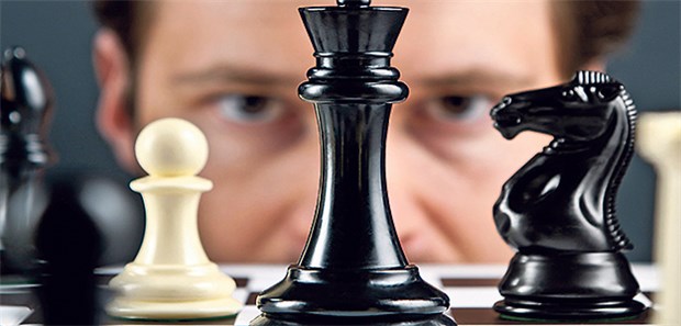 Doping fürs Hirn Konzentration beim Schach: Unter Stimulanzien mussten die Spieler überraschenderweise länger über die richtigen Züge nachdenken.