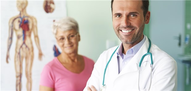 Kooperation steht in der ambulanten Versorgung hoch im Kurs: Arztpraxen, die nur von einem einzelnen Arzt als geführt werden, gibt es noch, werden aber weniger.