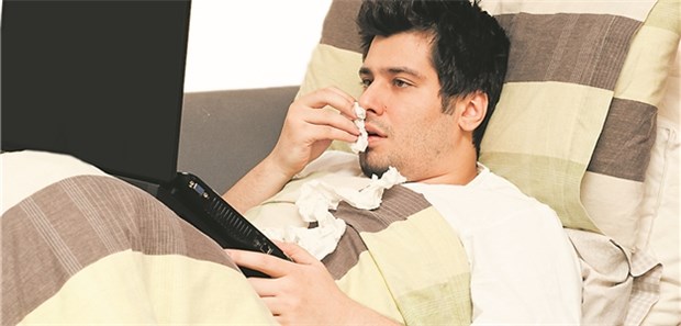 Portale werden immer wichtiger Krank? Vor dem Arztbesuch schauen immer mehr Patienten im Web nach Bewertungen niedergelassener Ärzte.