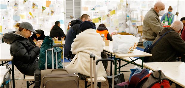 Kriegsflüchtlinge aus der Ukraine kommen in Deutschland an. Verpflichtend ist für sie eine Untersuchung auf Tuberkulose.