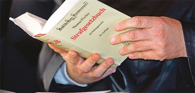 Korruptionsgesetz erlaubt gewollte Ärztekooperationen Künftig sind auch niedergelassene Ärzte im Visier: Das Strafgesetzbuch wird entsprechend geändert.