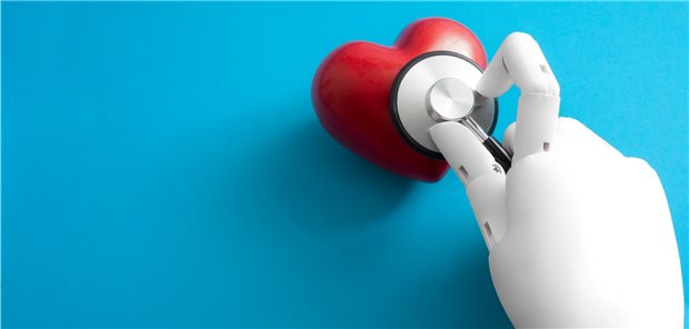 MedTech-Branche: KI-Medizinprodukten droht Überregulierung Künstliche Hand hält ein Stethoskop an ein Herz.