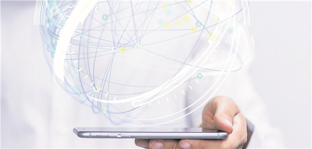 KI soll nicht Arzt-Entscheidungen ersetzen Künstliche Intelligenz und Digitalisierung finden immer mehr Eingang in die Medizin, Apps sollen Patienten zum Beispiel individuell bei der Prävention unterstützen. In Laboren ist die Digitalisierung schon weit fortgeschritten.